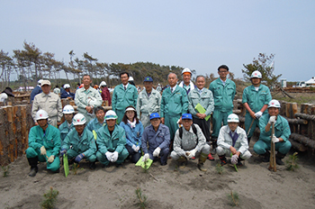 三沢海岸再生記念植樹 集合写真